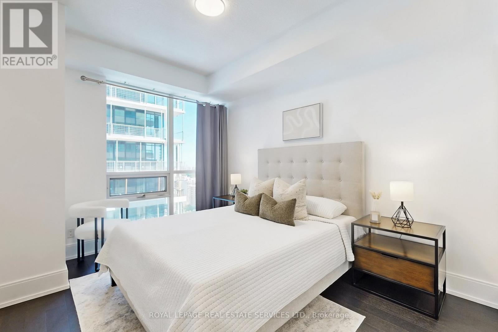 1806 - 25 Broadway Avenue, Toronto, Ontario  M4P 1T7 - Photo 17 - C12478993