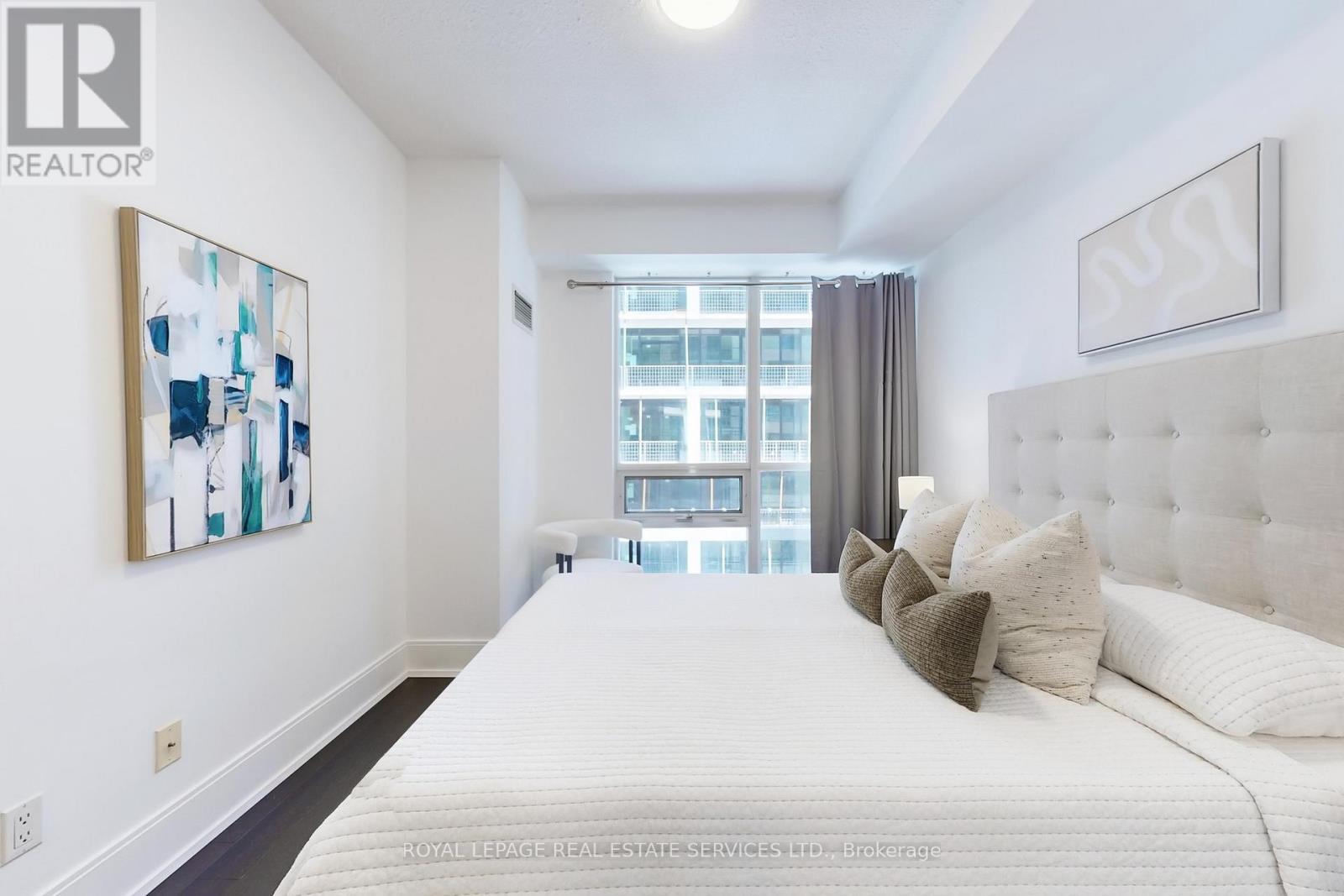 1806 - 25 Broadway Avenue, Toronto, Ontario  M4P 1T7 - Photo 19 - C12478993