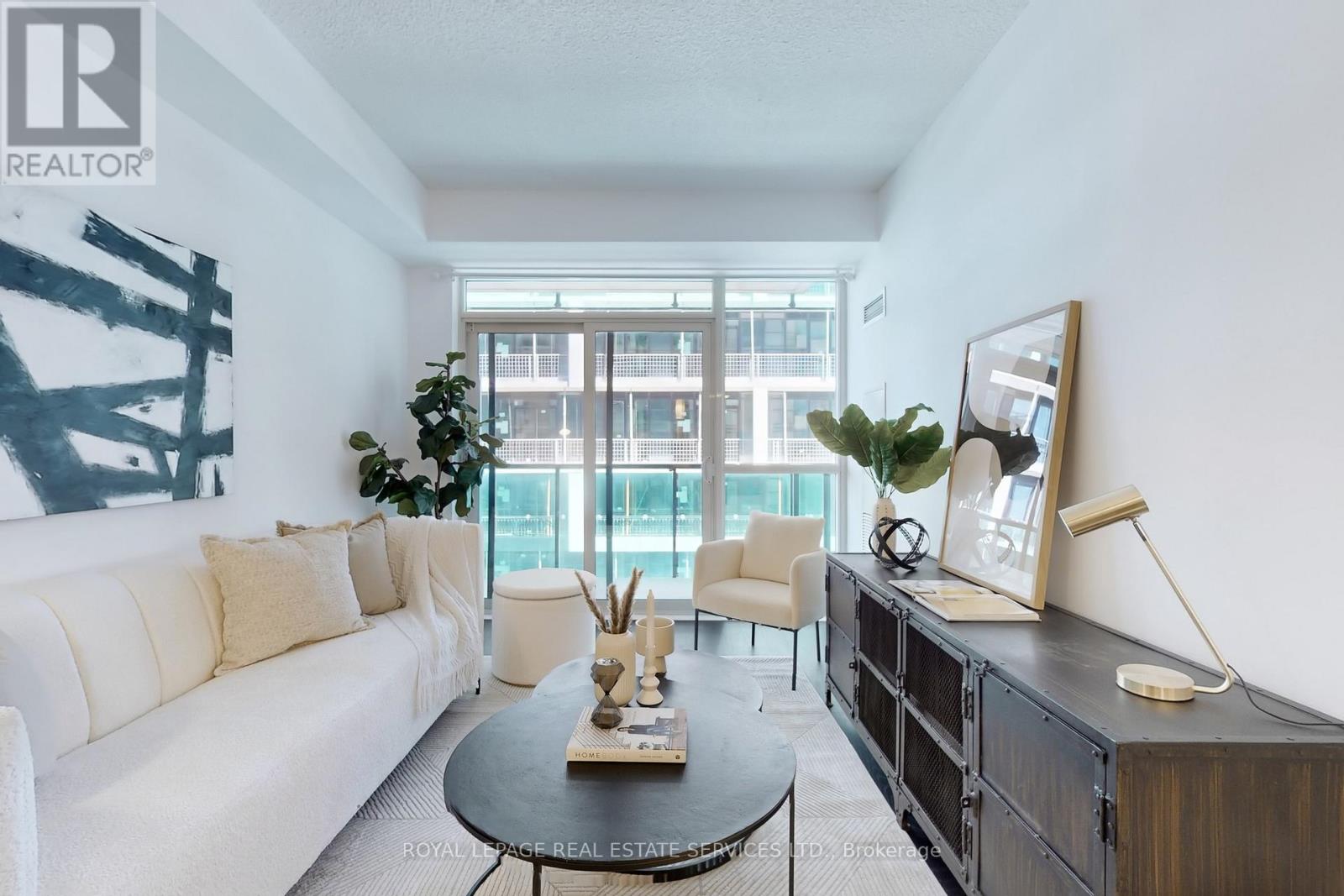 1806 - 25 Broadway Avenue, Toronto, Ontario  M4P 1T7 - Photo 4 - C12478993