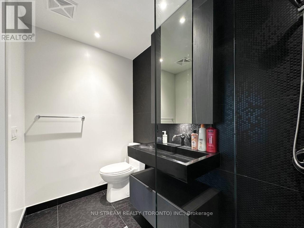2012 - 11 Yorkville Avenue, Toronto, Ontario  M4W 0B7 - Photo 13 - C12478998