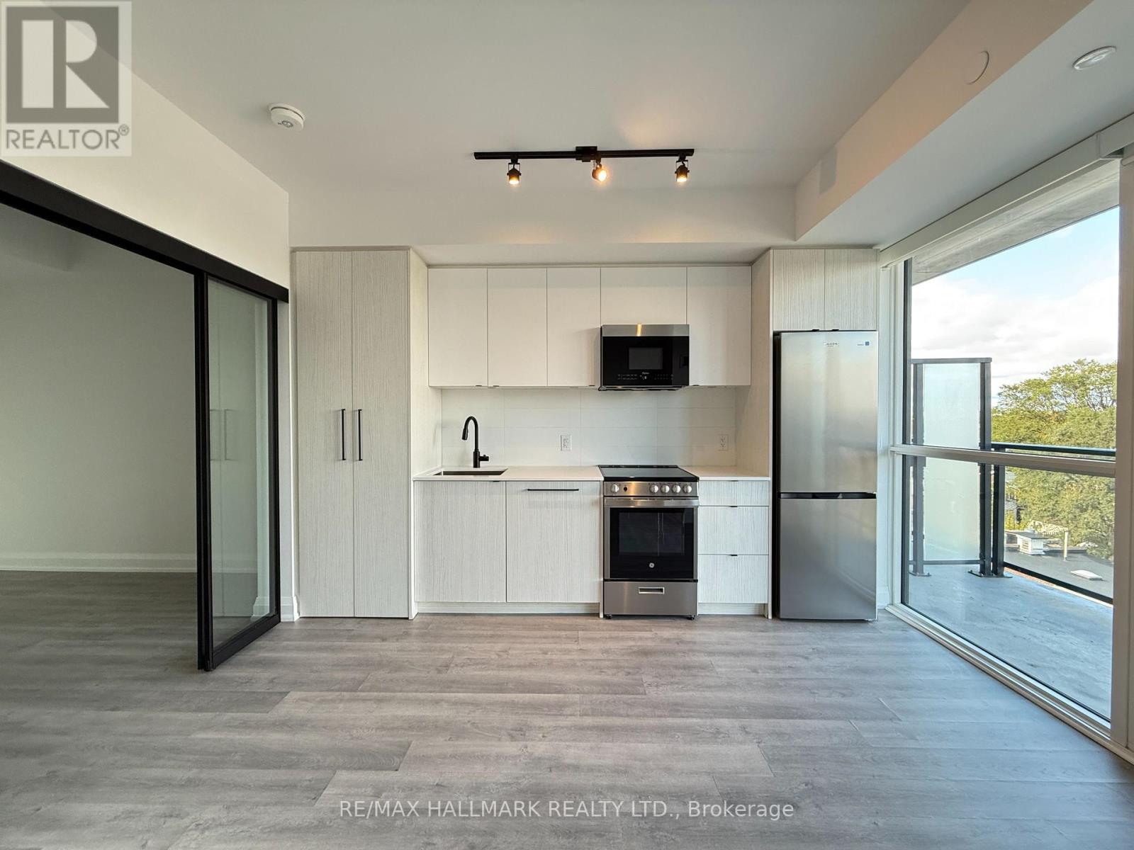 606 - 2369 Danforth Avenue, Toronto, Ontario  M4C 0B1 - Photo 4 - E12478934