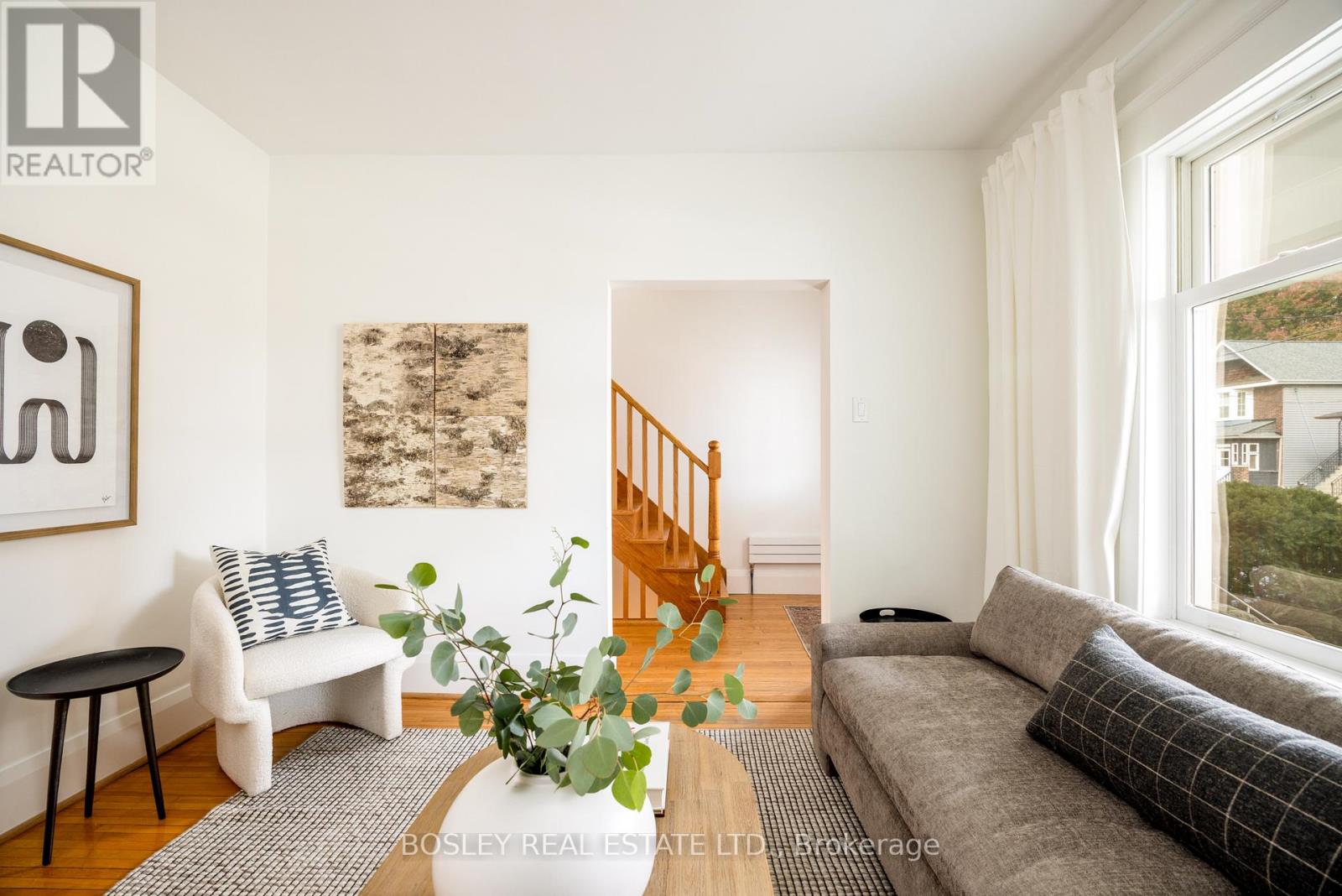 12 Coleridge Avenue, Toronto, Ontario  M4C 4H5 - Photo 3 - E12479002