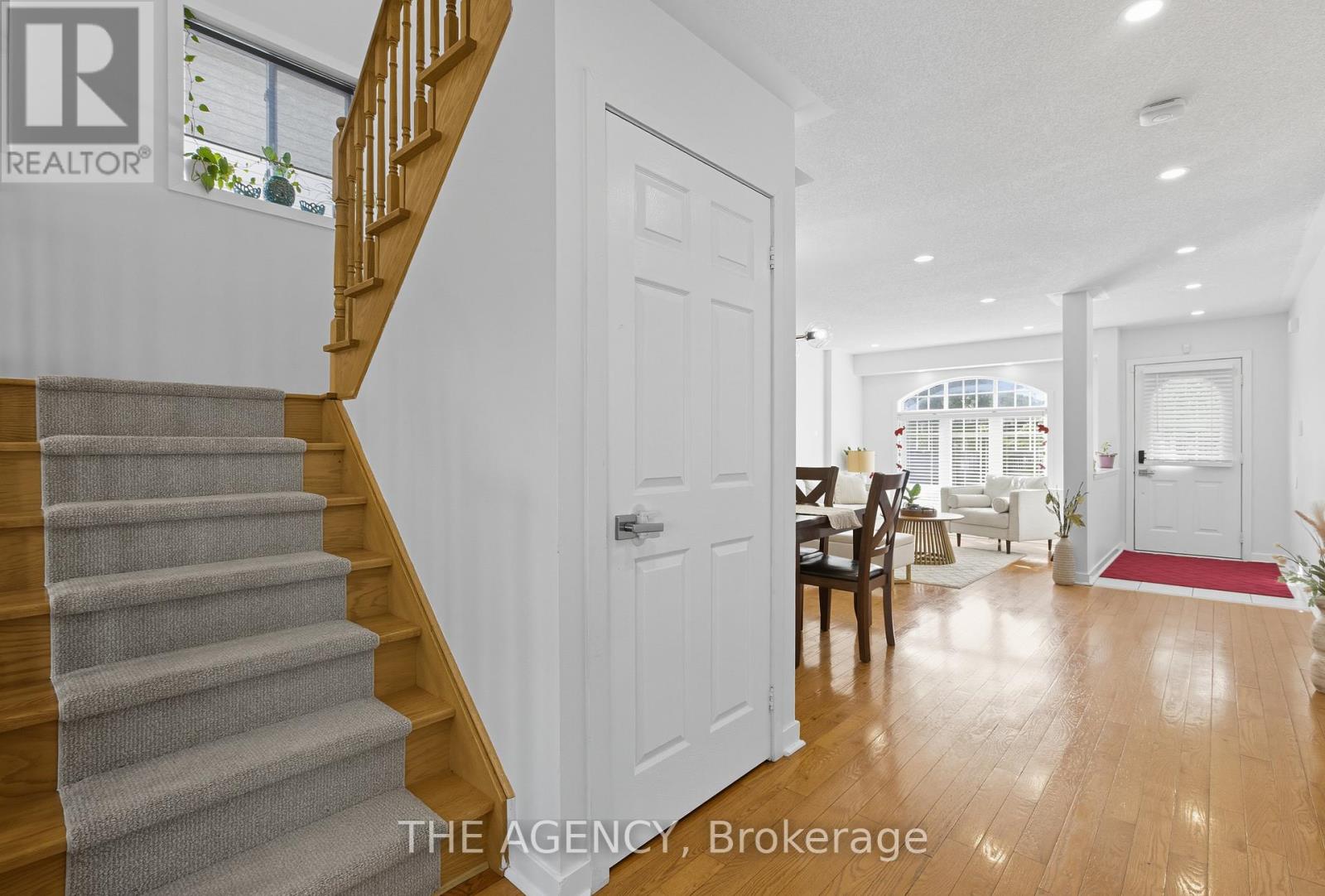 12 Robert Attersley Drive E, Whitby, Ontario  L1R 3E3 - Photo 16 - E12479006