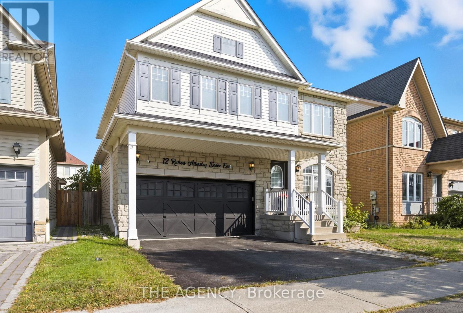 12 Robert Attersley Drive E, Whitby, Ontario  L1R 3E3 - Photo 2 - E12479006