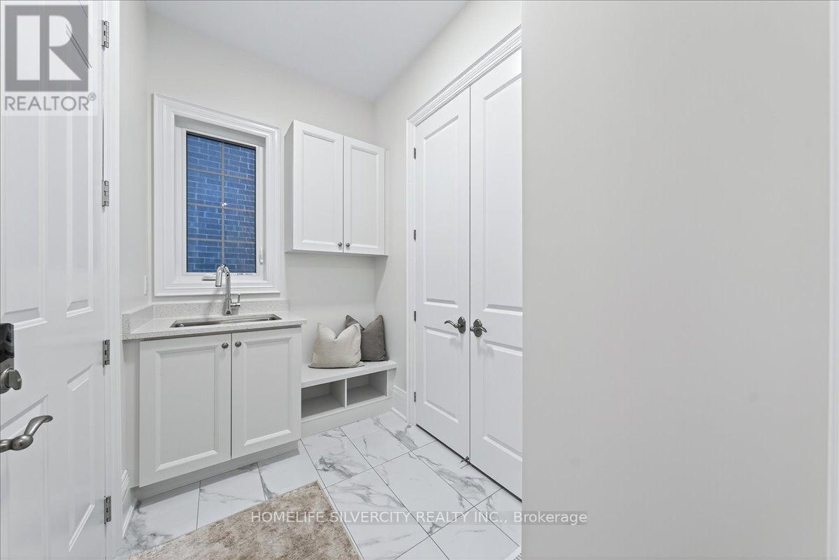 7 Tilden Street, Vaughan, Ontario  L3L 0G2 - Photo 11 - N12478936