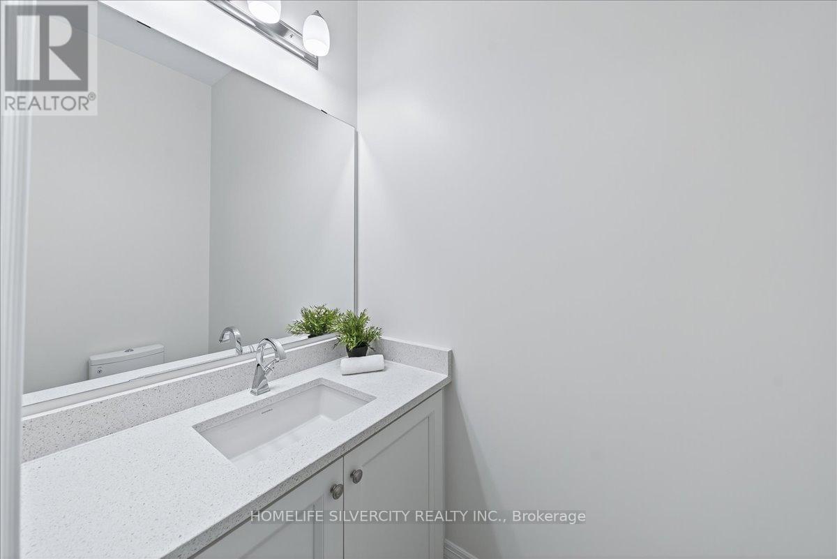 7 Tilden Street, Vaughan, Ontario  L3L 0G2 - Photo 12 - N12478936