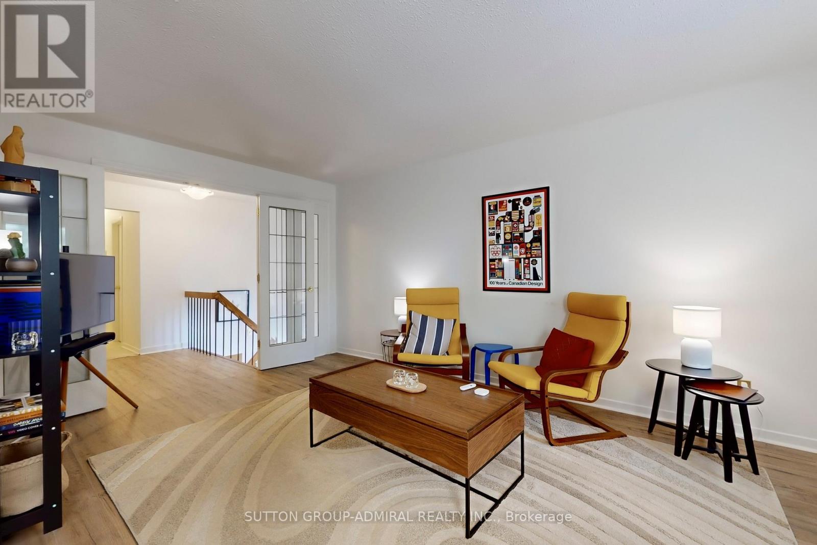 46 Merrylynn Drive, Richmond Hill, Ontario  L4C 5A9 - Photo 6 - N12478940