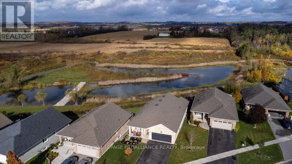 1445 Ireland Drive, Peterborough (Monaghan Ward 2), Ontario  K9K 0A4 - Photo 44 - X12478402