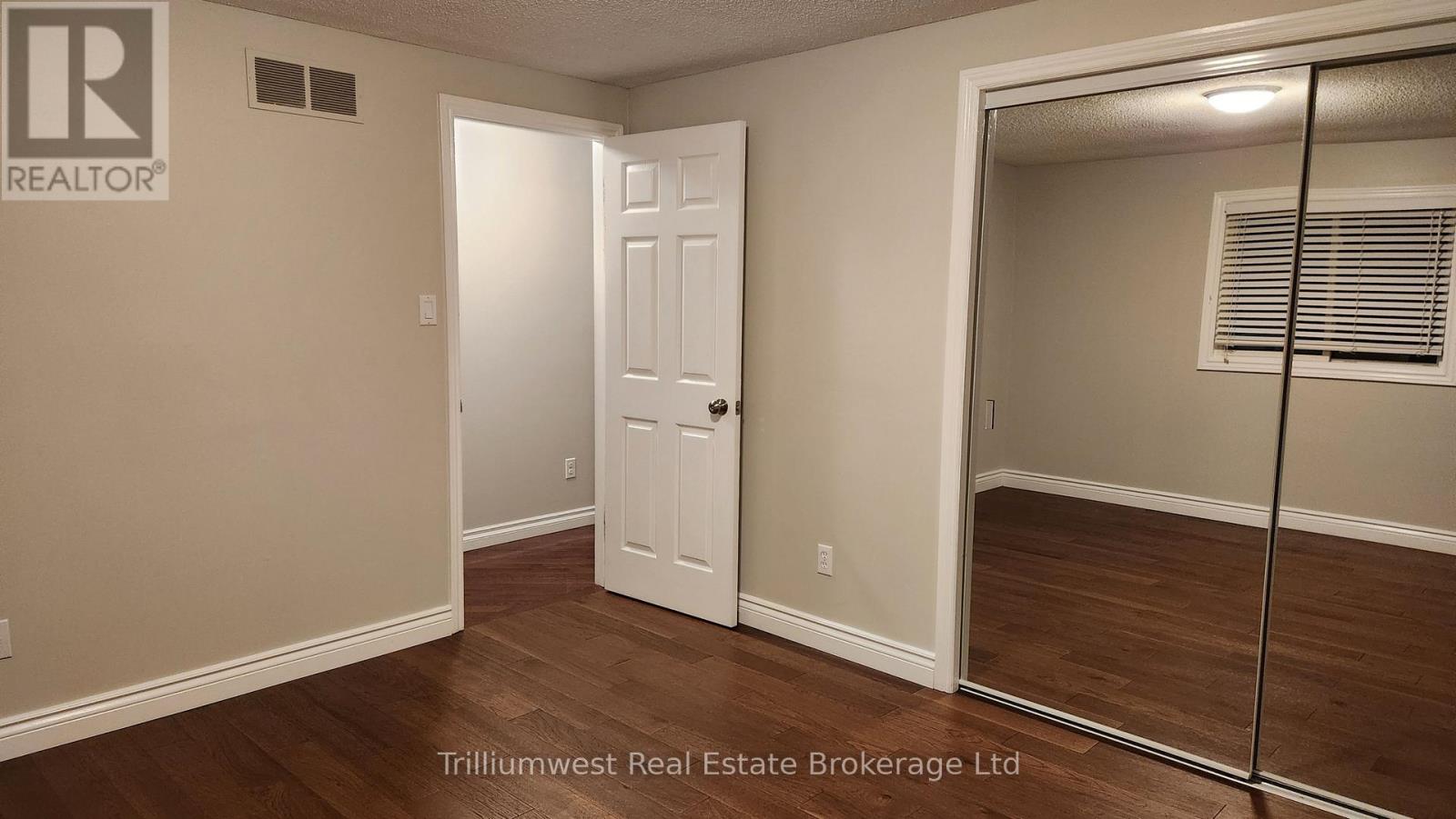 A - 126 Freshmeadow Way, Guelph, Ontario  N1K 1R1 - Photo 11 - X12479113