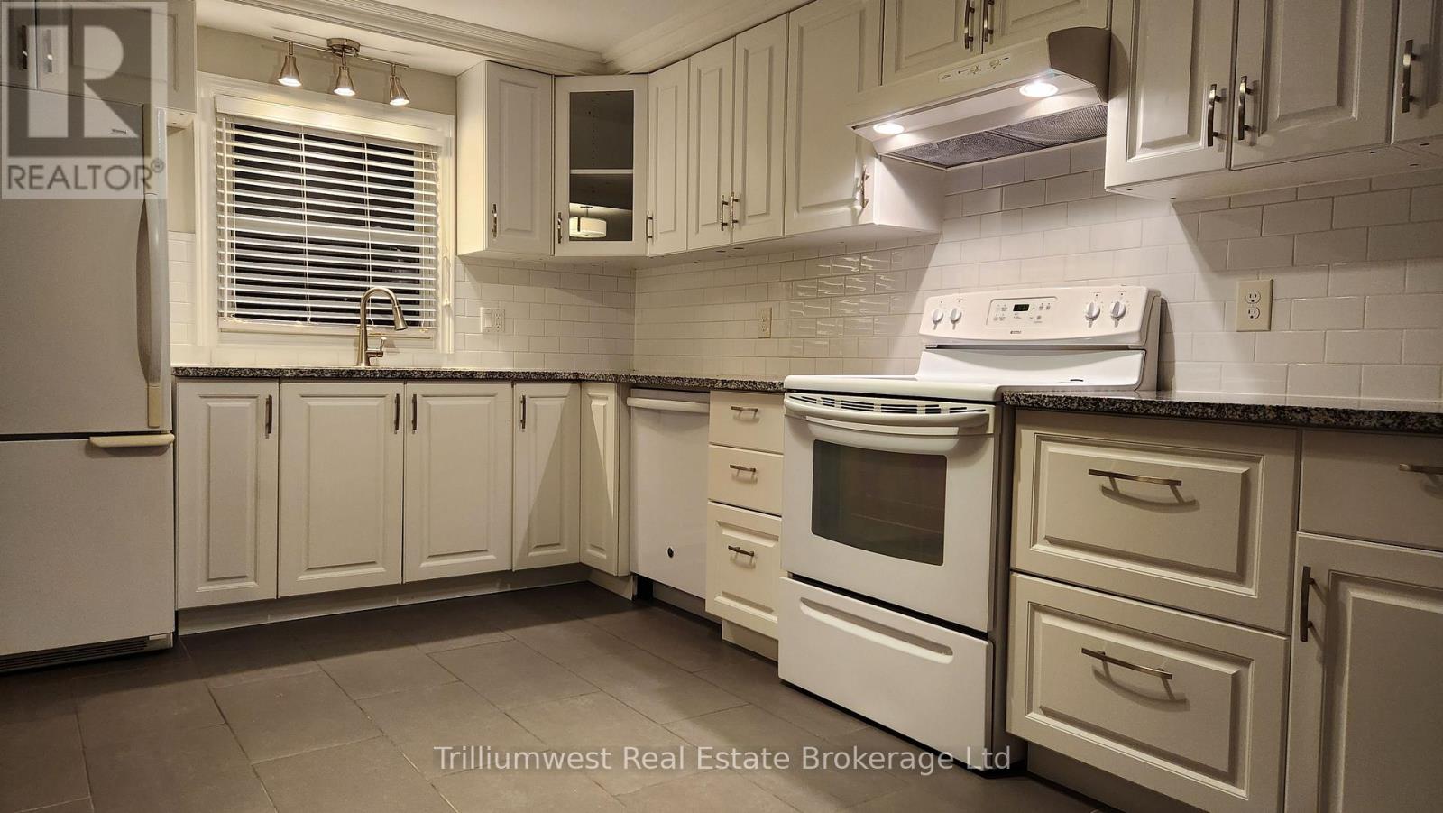 A - 126 Freshmeadow Way, Guelph, Ontario  N1K 1R1 - Photo 2 - X12479113