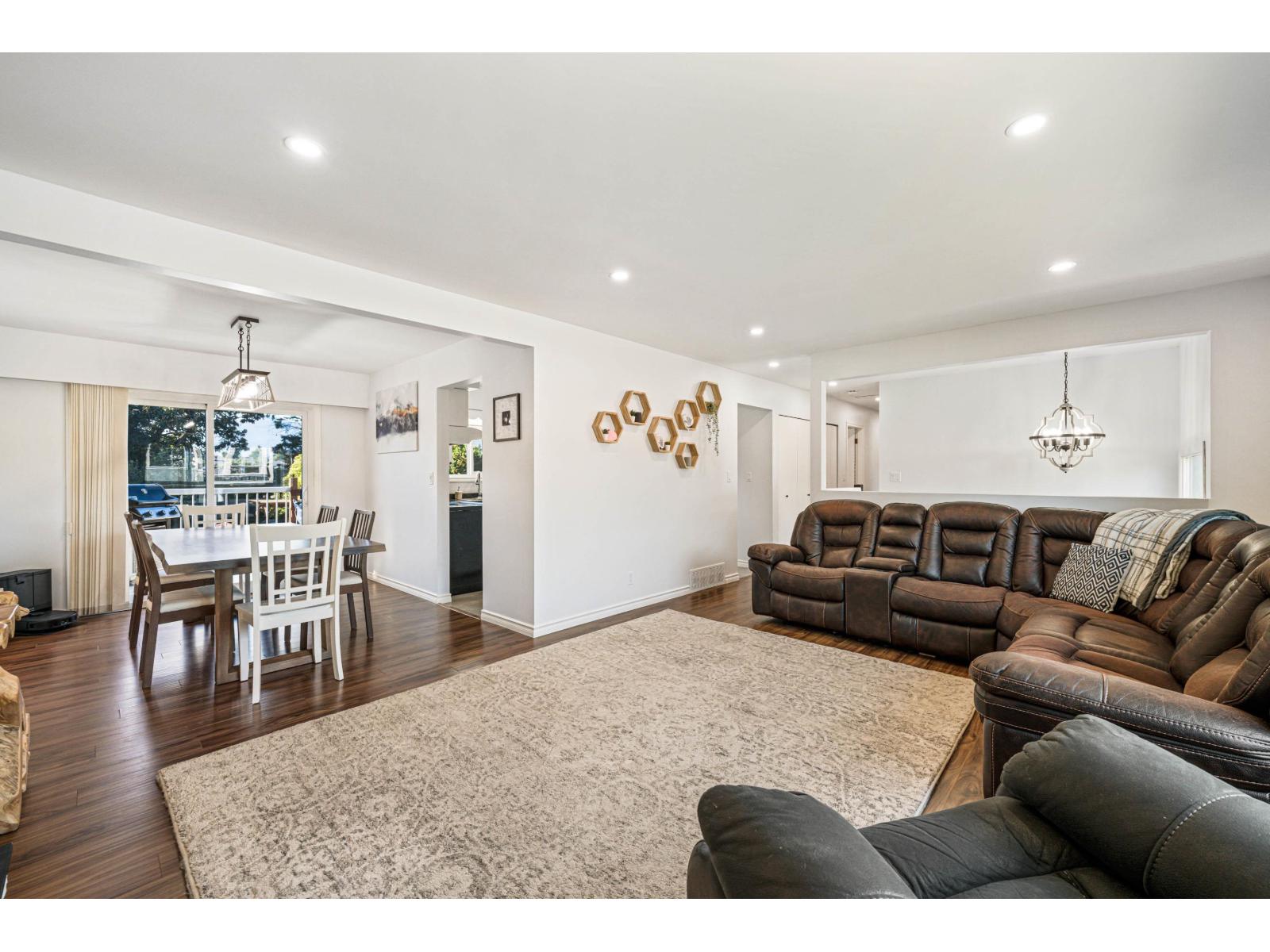 10107 Shamrock Drive, Fairfield Island, Chilliwack, British Columbia  V2P 5L3 - Photo 7 - R3057307