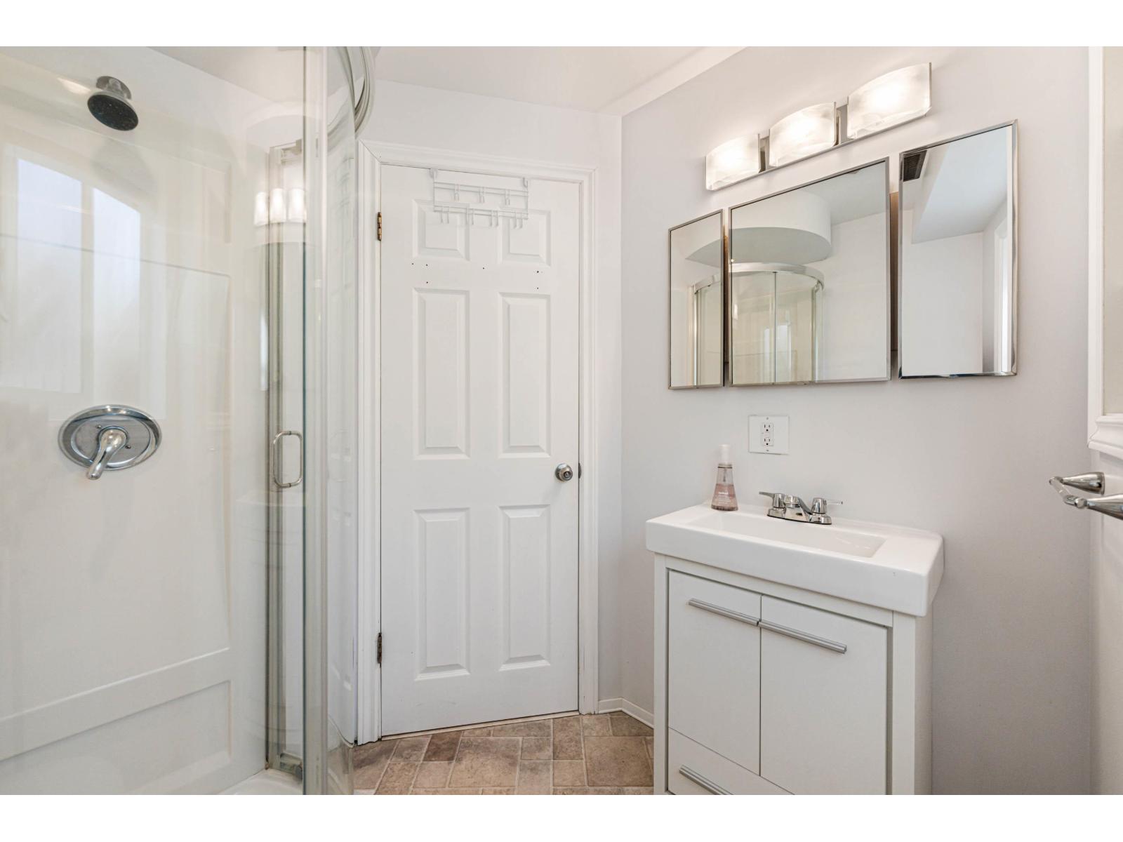 10107 Shamrock Drive, Fairfield Island, Chilliwack, British Columbia  V2P 5L3 - Photo 29 - R3057307