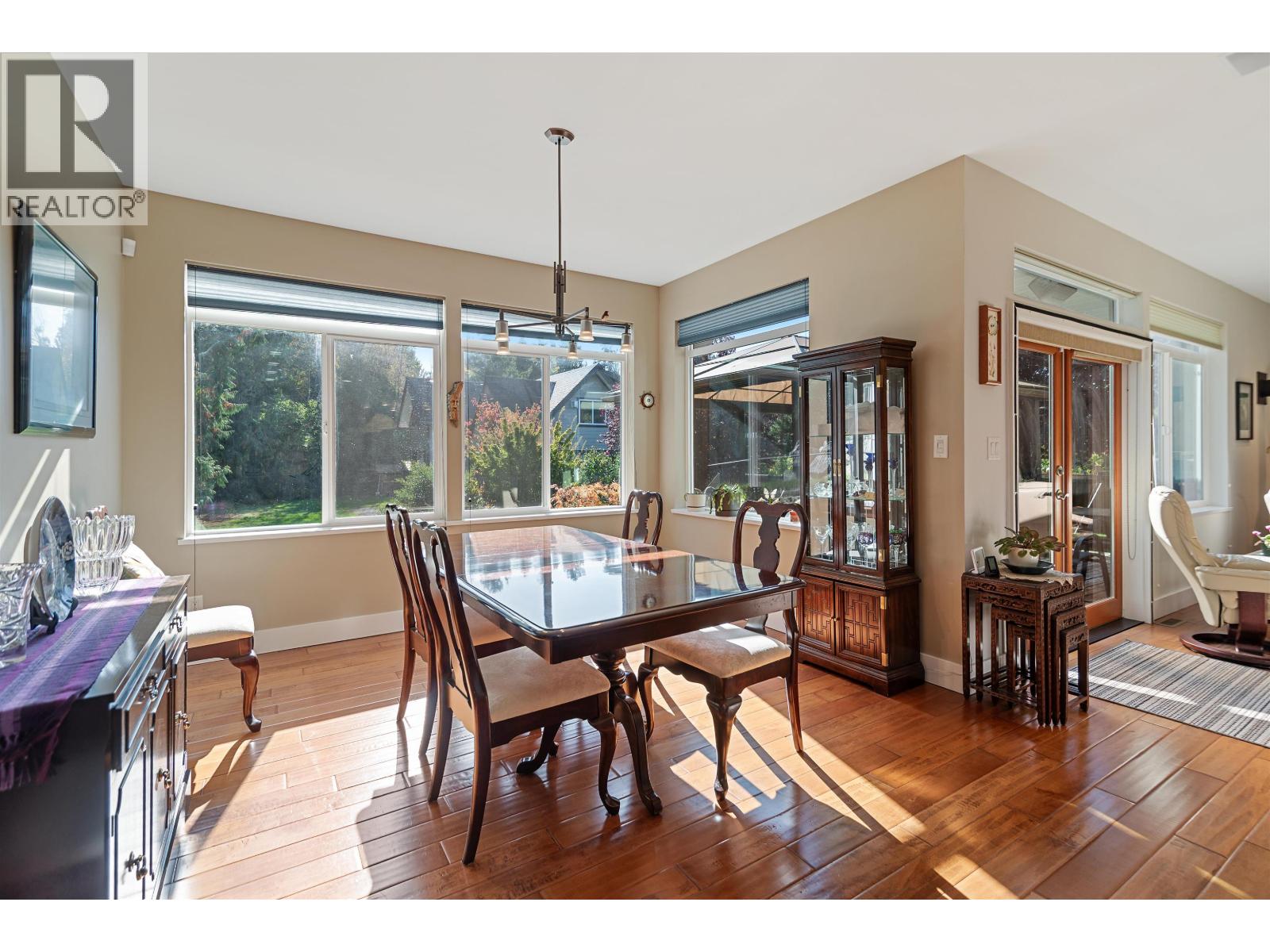 5005 Bay Road, Sechelt, British Columbia  V7Z 0E9 - Photo 15 - R3061118