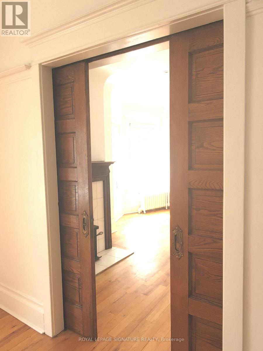 1 Maynard Avenue S, Toronto, Ontario  M6K 2Z7 - Photo 10 - W12478930
