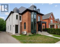 2 - 136 HIGH PARK AVENUE, Toronto, Ontario