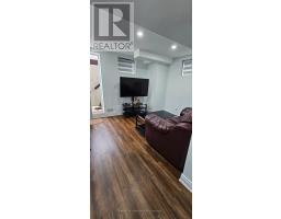 28 HERRICK DRIVE, Brampton, Ontario