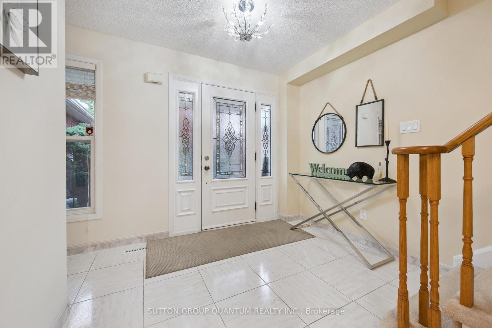 467 Petawawa Crescent, Mississauga, Ontario  L4Z 2N1 - Photo 3 - W12479018