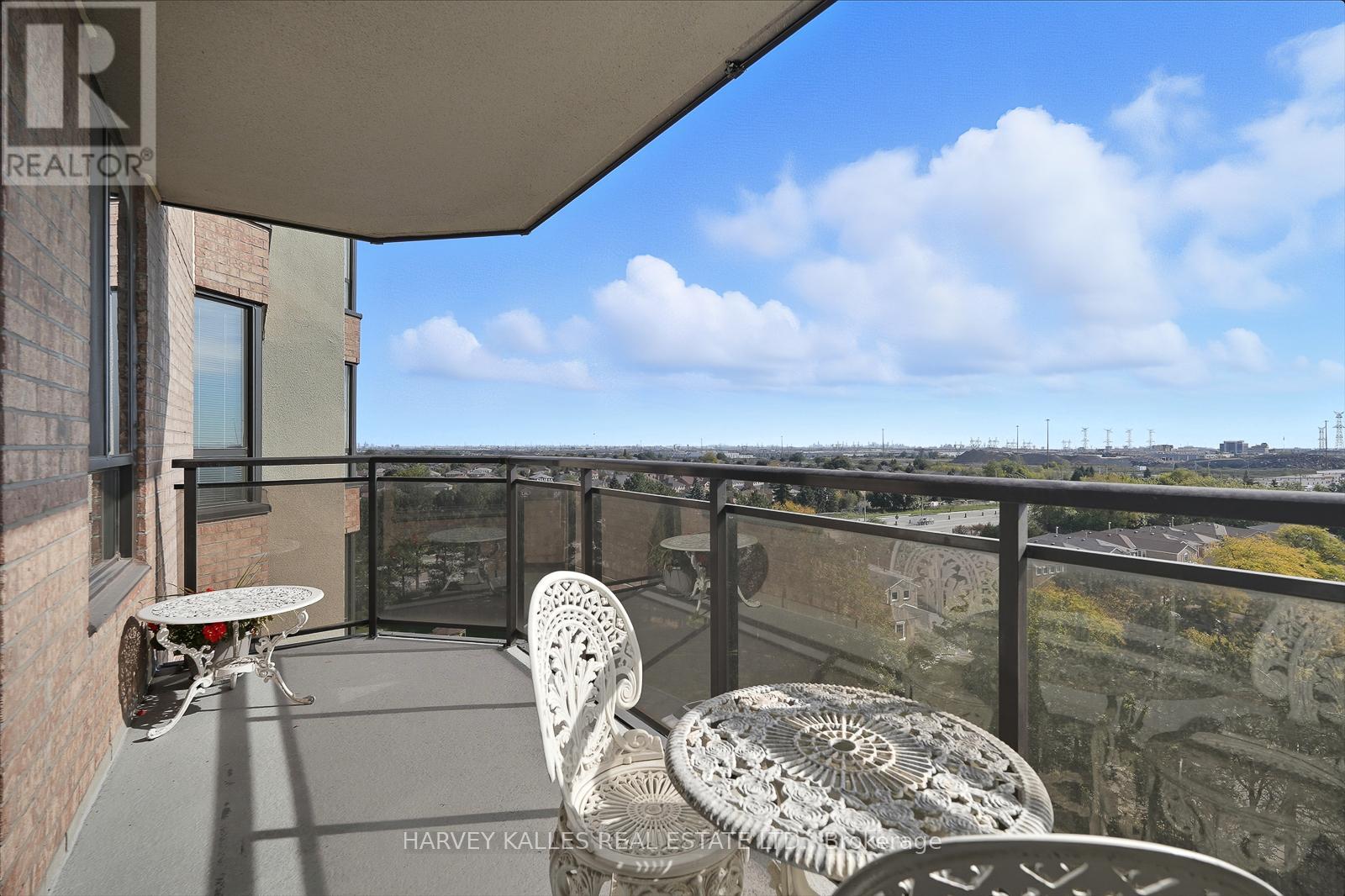 812 - 20 Cherrytree Drive, Brampton (Fletcher's Creek South), Ontario  L6Y 3V1 - Photo 10 - W12463084