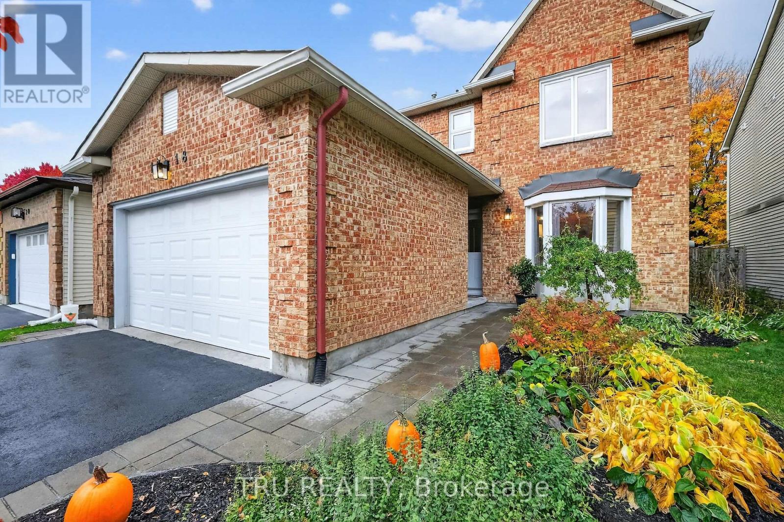 1518 KAMOURASKA CIRCLE, Ottawa, Ontario
