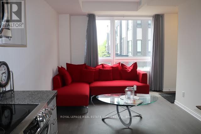 204 - 1100 Briar Hill Avenue, Toronto (Briar Hill-Belgravia), Ontario  M6B 1M7 - Photo 3 - W12472714