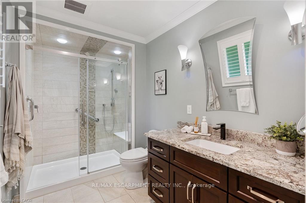 5126 Chippewa Road E, Hamilton, Ontario  L0R 1W0 - Photo 35 - X12478938