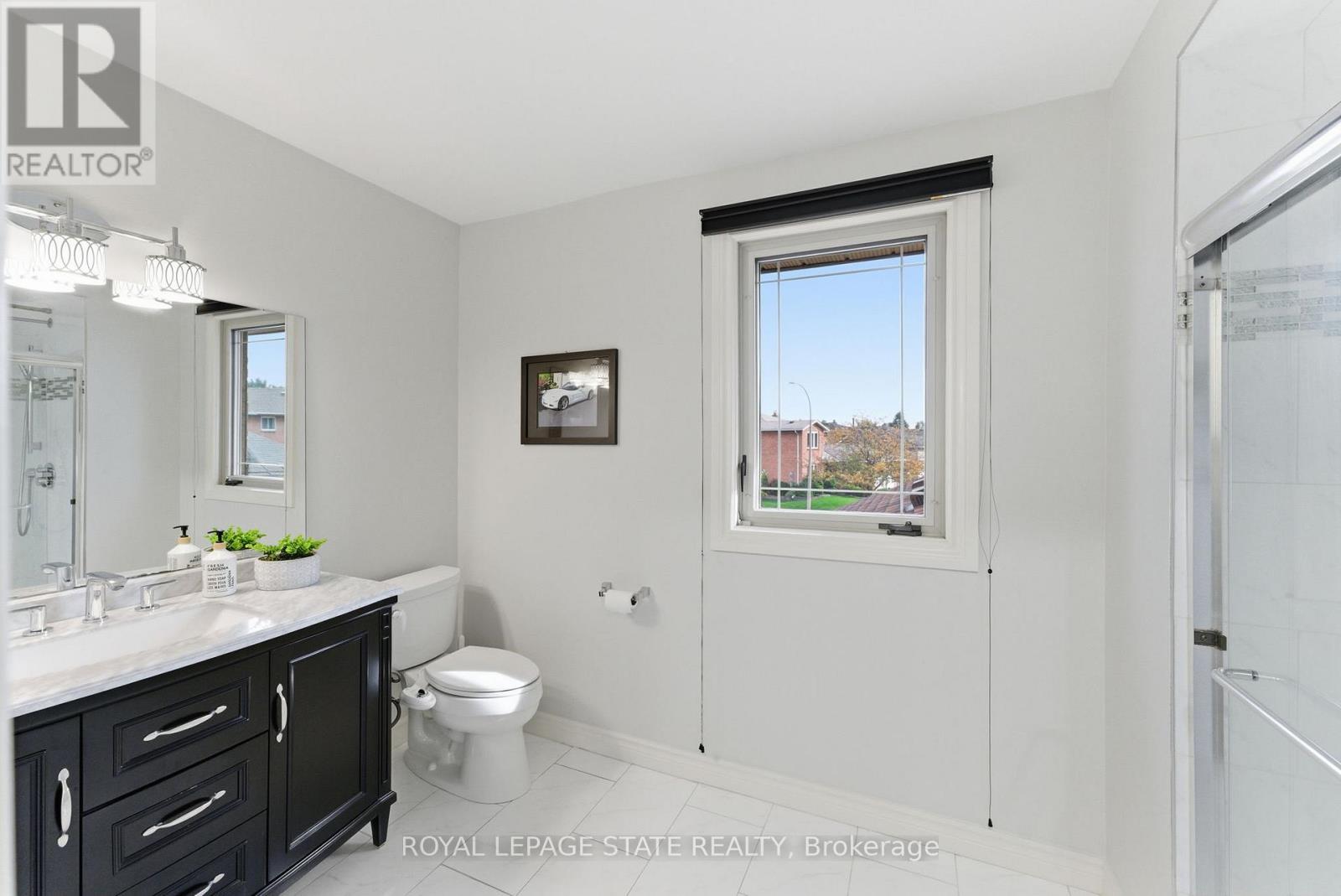 20 Vega Crescent, Hamilton, Ontario  L8E 4S7 - Photo 11 - X12478955