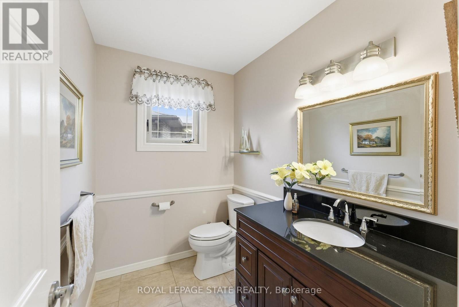 20 Vega Crescent, Hamilton, Ontario  L8E 4S7 - Photo 8 - X12478955
