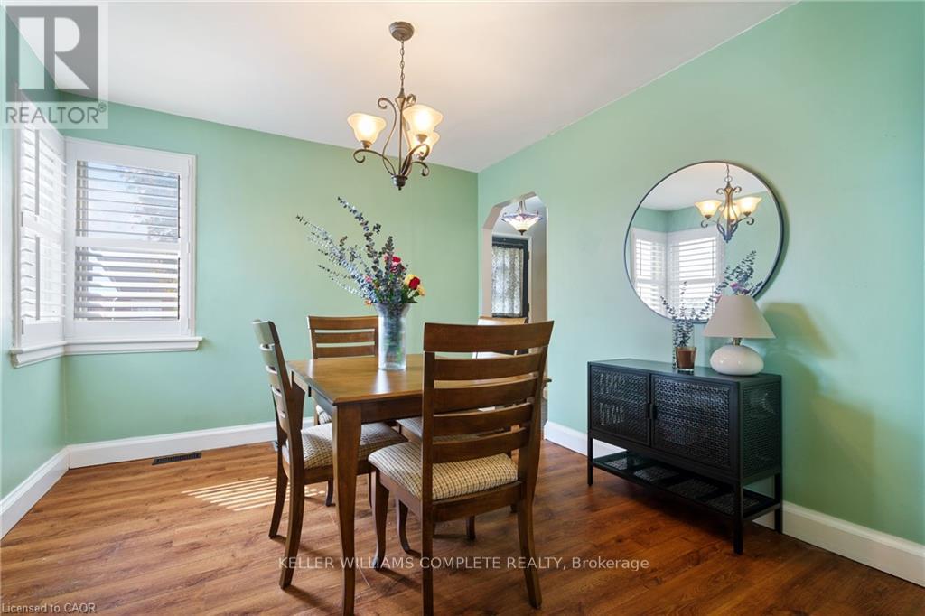 3 Montrose Avenue, Hamilton, Ontario  L8K 4X8 - Photo 9 - X12478983