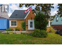 3 MONTROSE AVENUE, Hamilton, Ontario