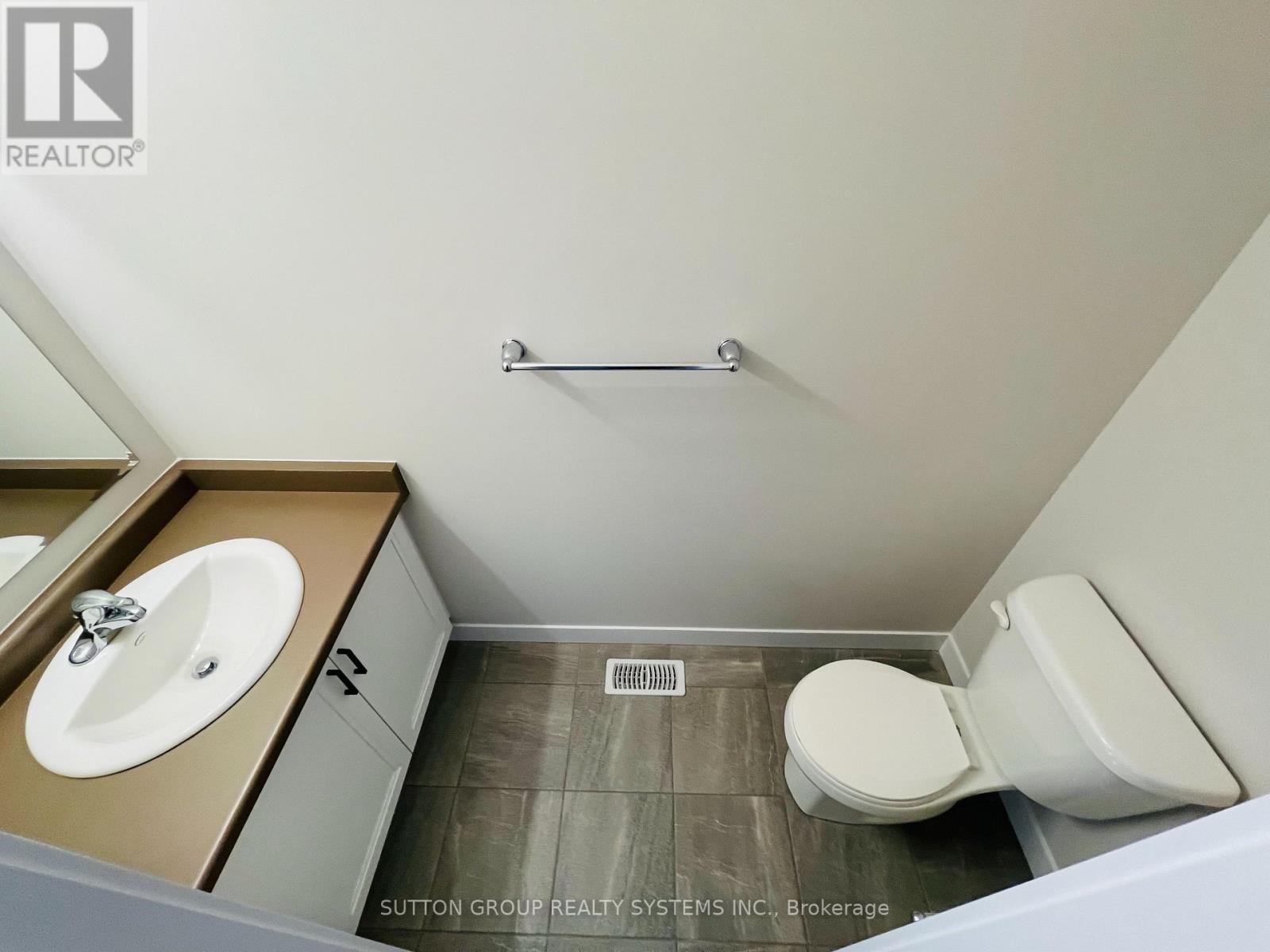 4 - 160 Stanley Street, Norfolk, Ontario  N3Y 0G6 - Photo 13 - X12479009