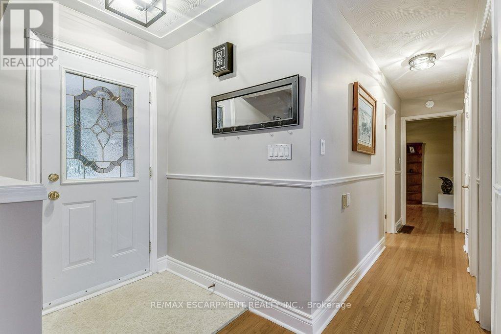 420 Concession 8 Road E, Hamilton, Ontario  L0R 2H0 - Photo 4 - X12479034