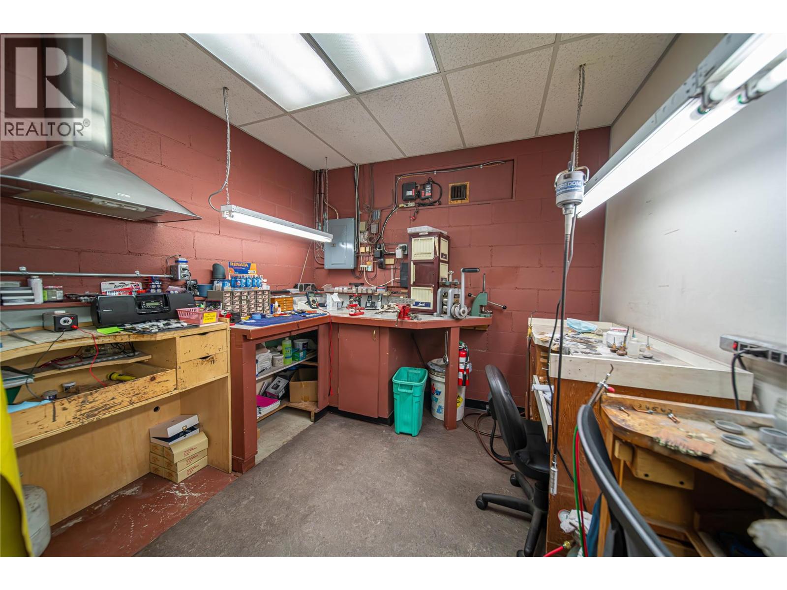 24 9th Avenue S, Cranbrook, British Columbia V1C 2L8 - Photo 11 - 10366438