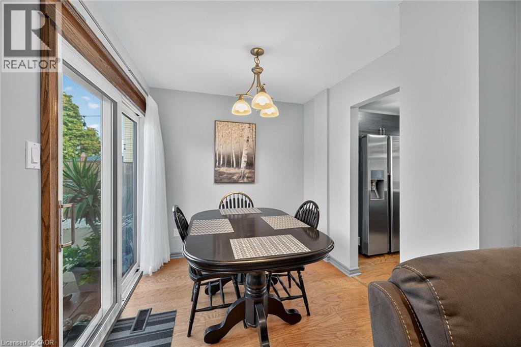 211 Birchcliffe Crescent, Hamilton, Ontario  L8T 4L1 - Photo 14 - 40781836