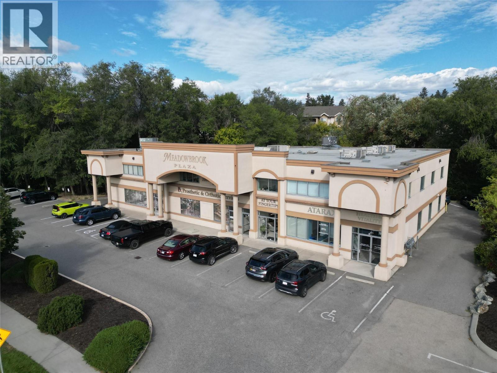 2000 Enterprise Way, Dilworth Mountain, Kelowna by JUDGE TEAM 2000 Enterprise Way, Dilworth Mountain, Kelowna