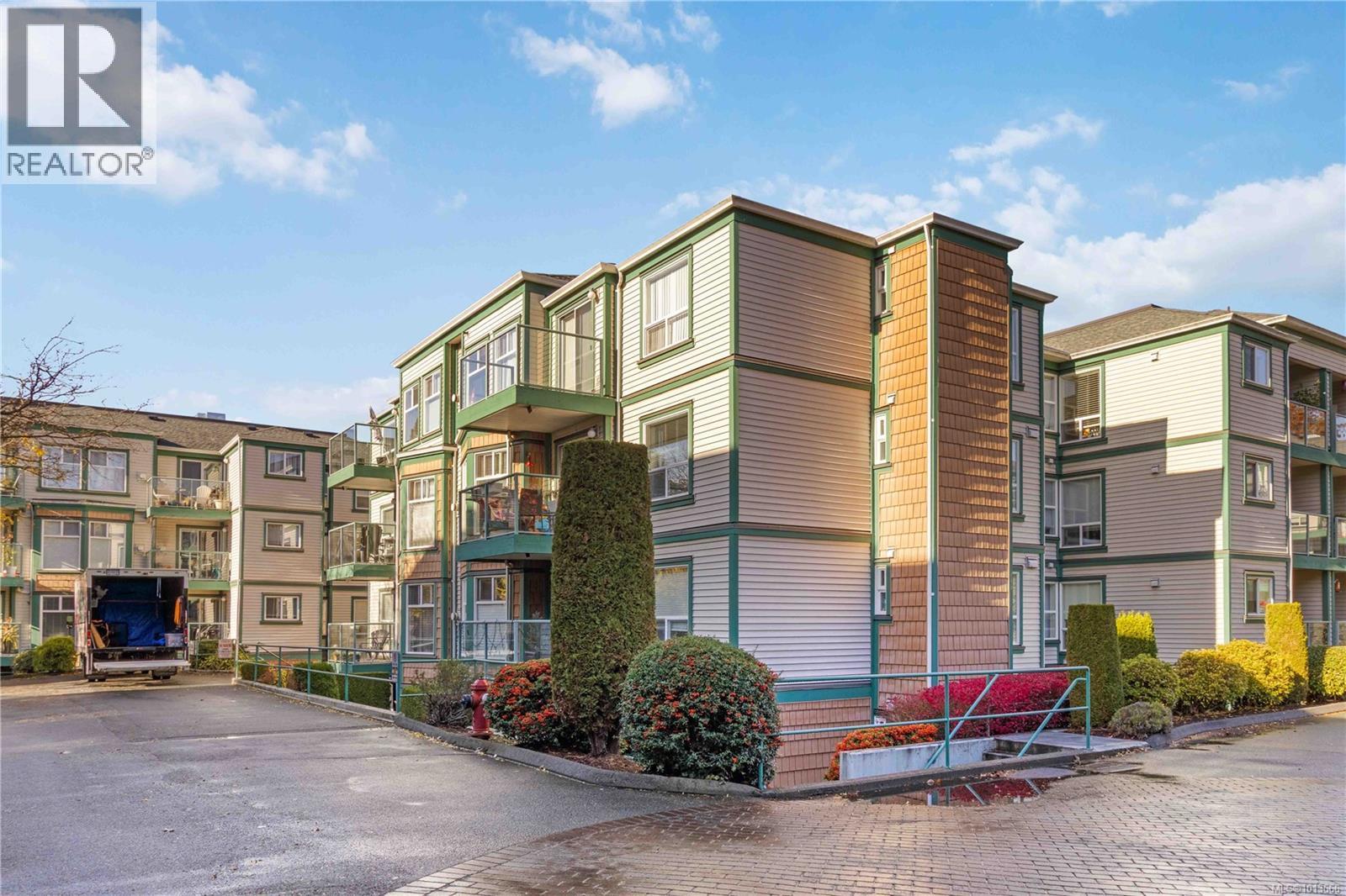 102 894 Vernon Ave, Saanich, British Columbia  V8X 2W6 - Photo 40 - 1013666