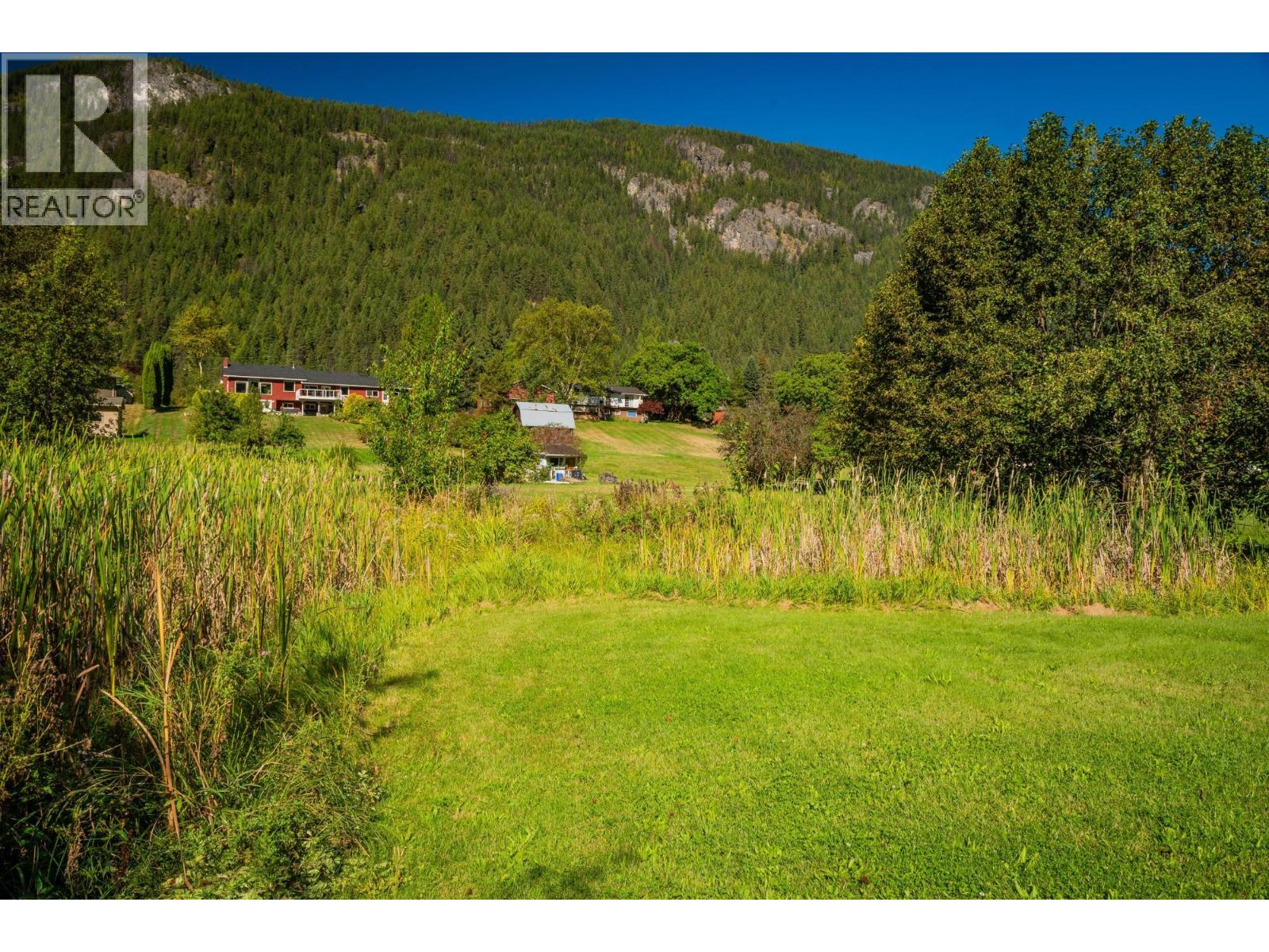 1628 Thrums Road, Castlegar, British Columbia  V1N 4R7 - Photo 54 - 10366611