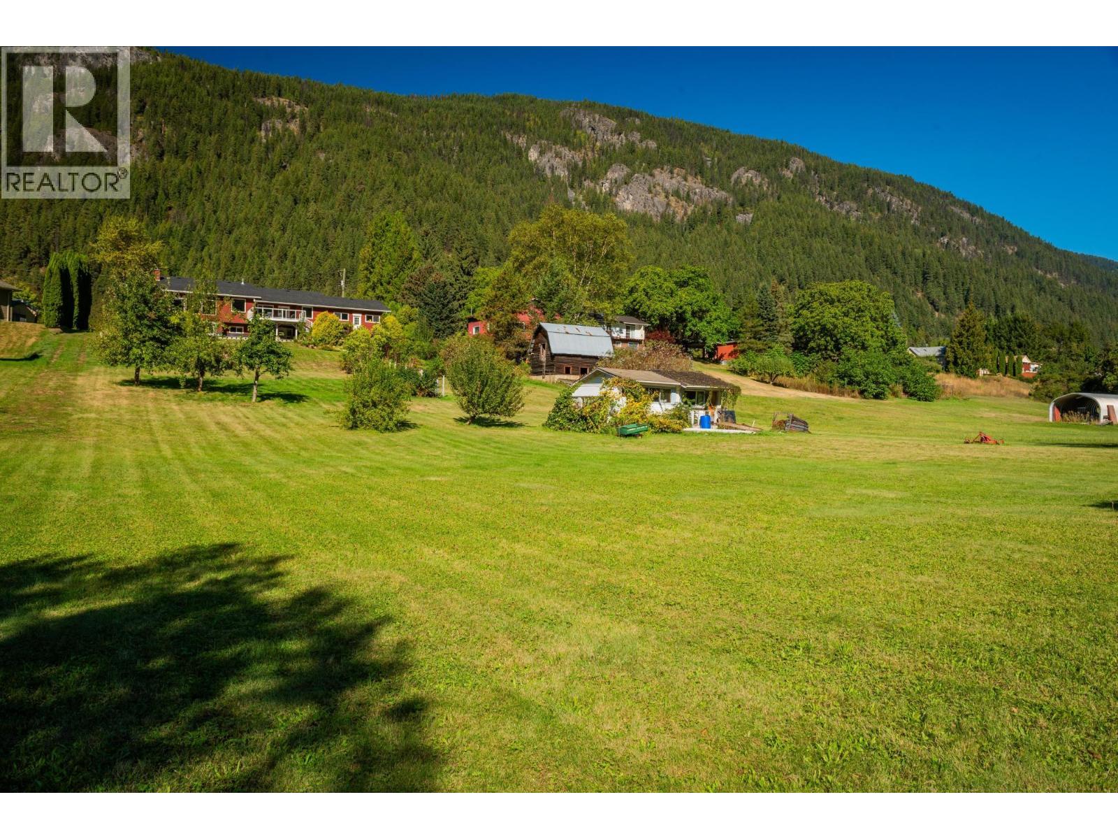 1628 Thrums Road, Castlegar, British Columbia  V1N 4R7 - Photo 56 - 10366611