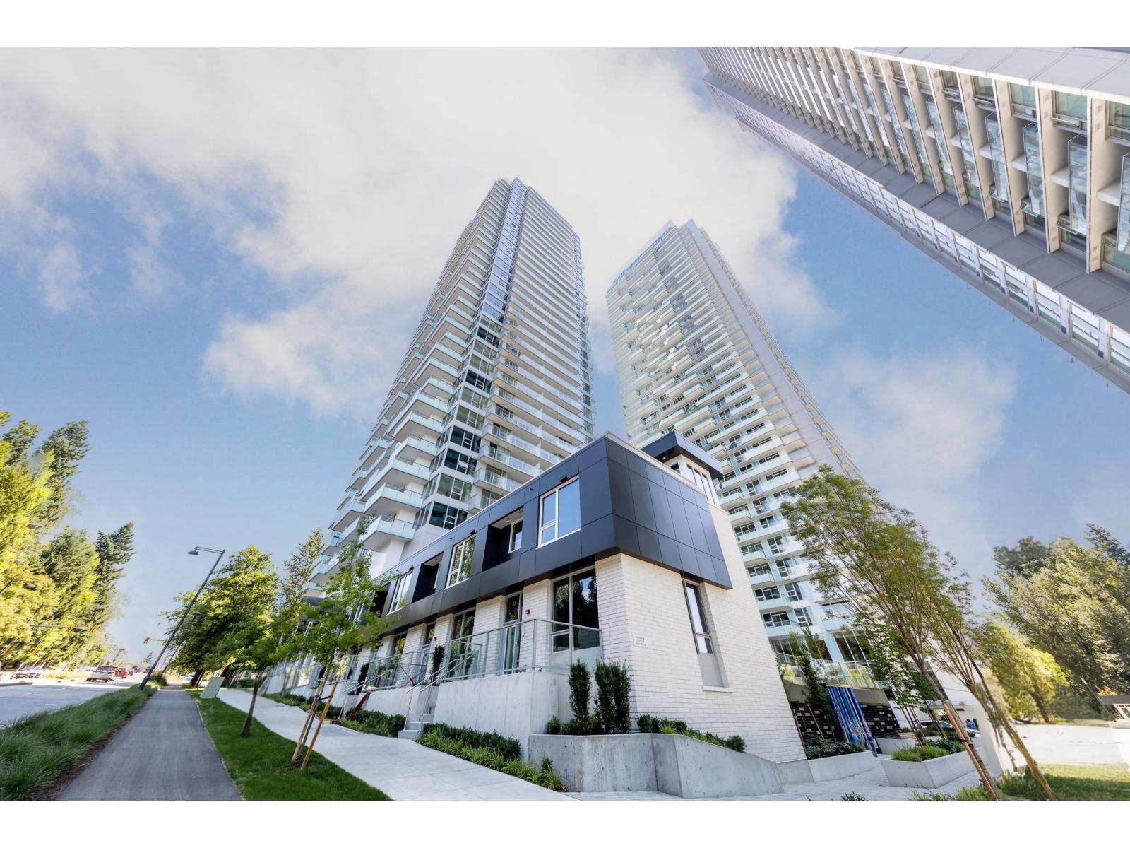 610 13778 100 Avenue, Surrey, British Columbia  V3T 0V3 - Photo 2 - R3061084