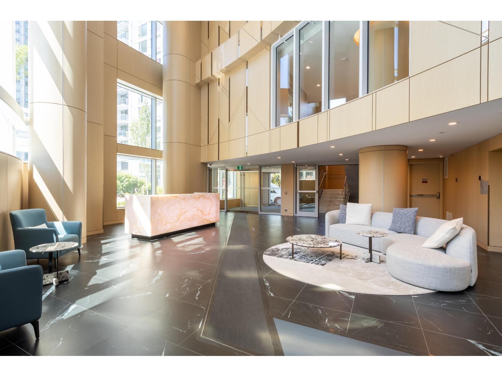 610 13778 100 Avenue, Surrey, British Columbia  V3T 0V3 - Photo 4 - R3061084