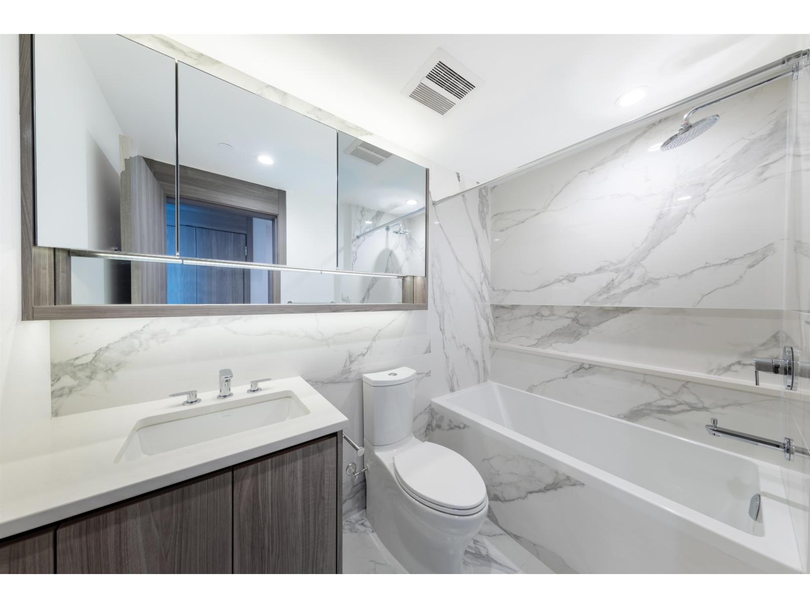 610 13778 100 Avenue, Surrey, British Columbia  V3T 0V3 - Photo 11 - R3061084