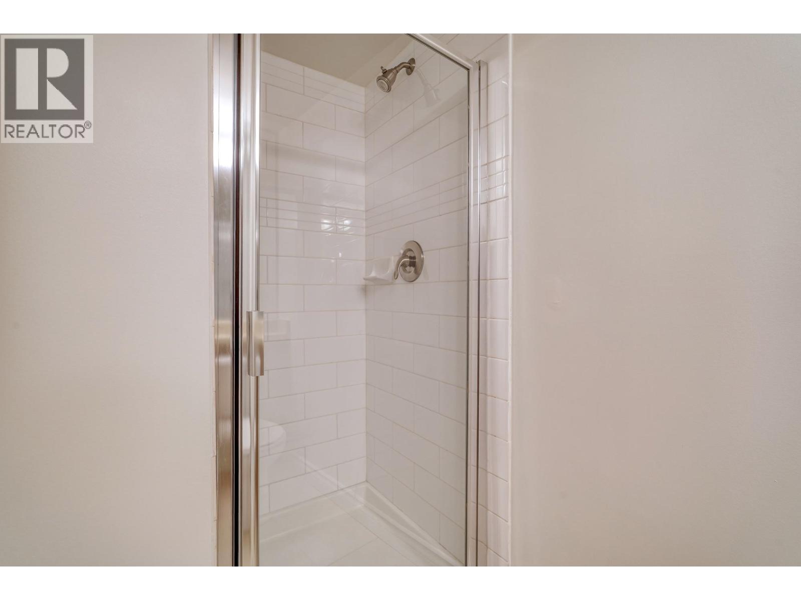 302 2741 E Hastings Street, Vancouver, British Columbia  V5K 1Z8 - Photo 6 - R3061395