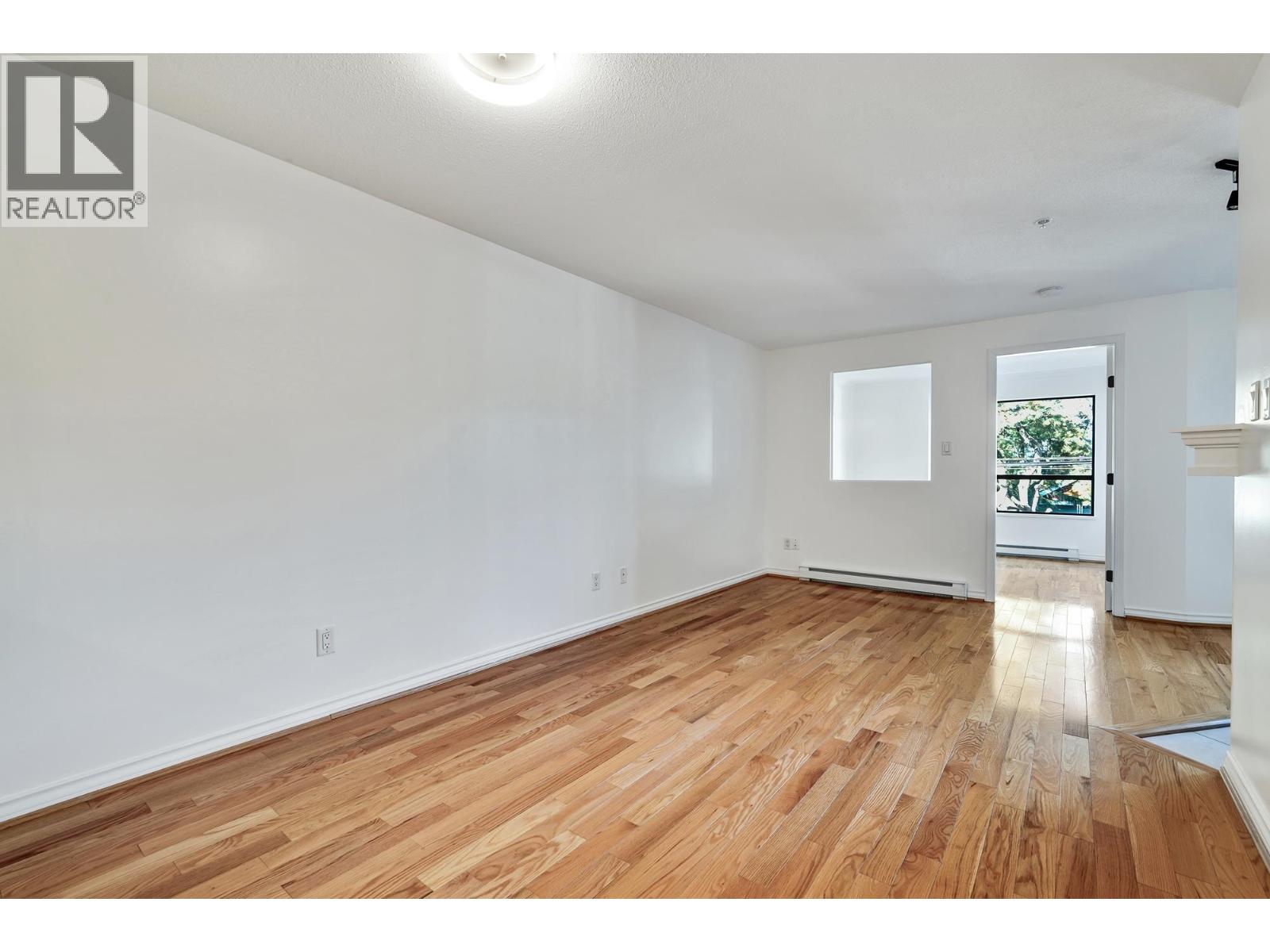 302 2741 E Hastings Street, Vancouver, British Columbia  V5K 1Z8 - Photo 9 - R3061395