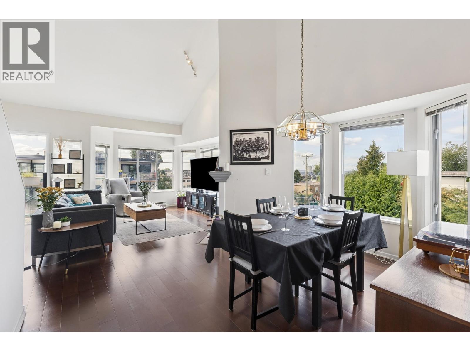 303 131 W 20th Street, North Vancouver, British Columbia  V7M 1Y2 - Photo 10 - R3061413