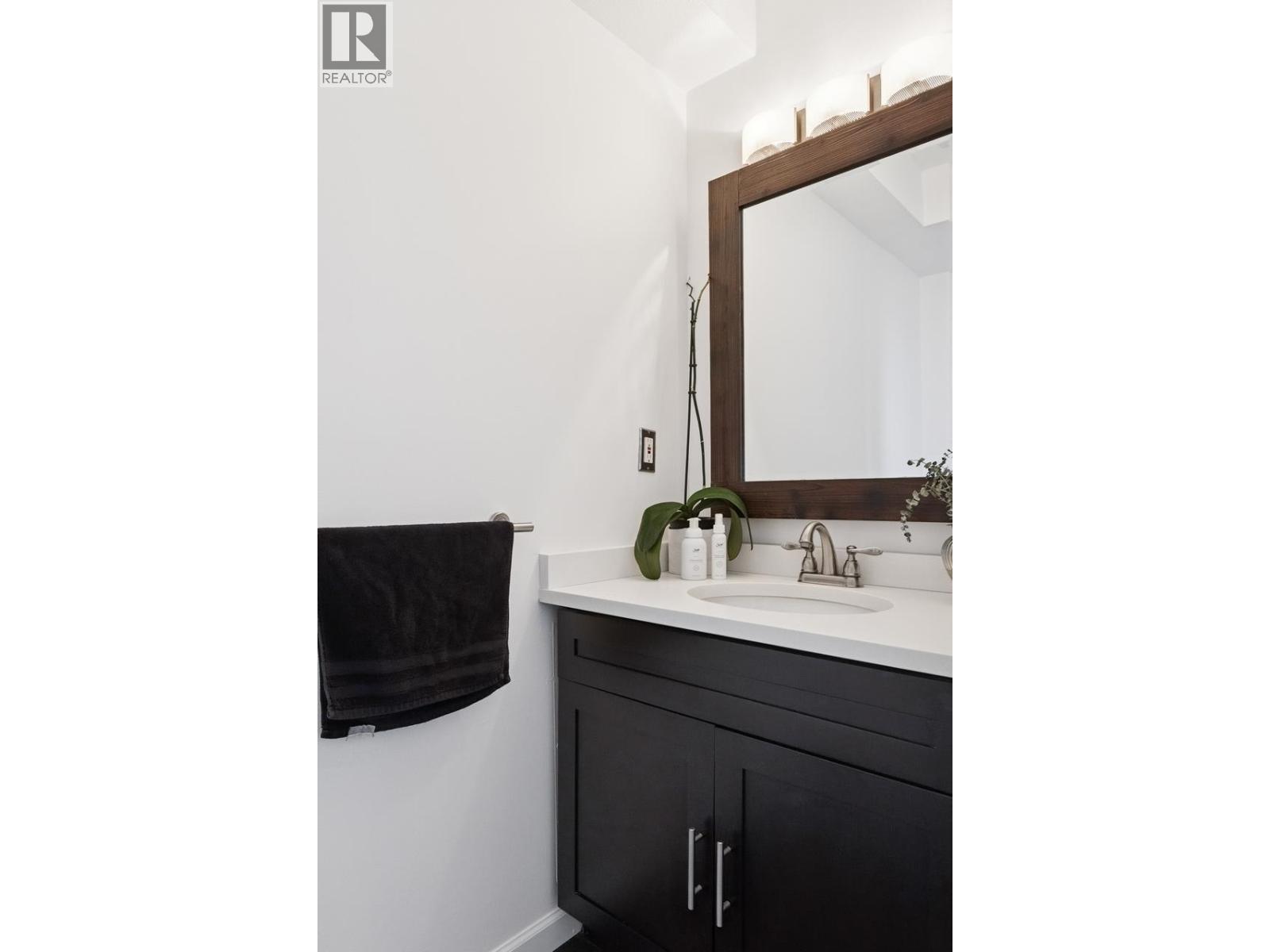 303 131 W 20th Street, North Vancouver, British Columbia  V7M 1Y2 - Photo 30 - R3061413