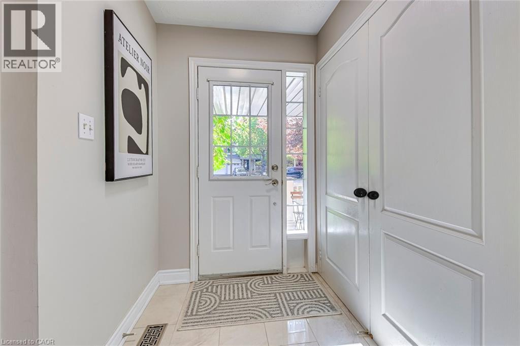 5183 Fernbrook Court, Burlington, Ontario  L7L 6J5 - Photo 4 - 40781710