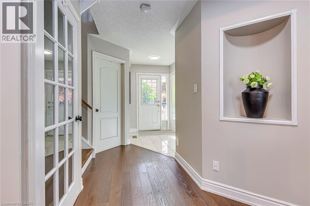 5183 Fernbrook Court, Burlington, Ontario  L7L 6J5 - Photo 5 - 40781710