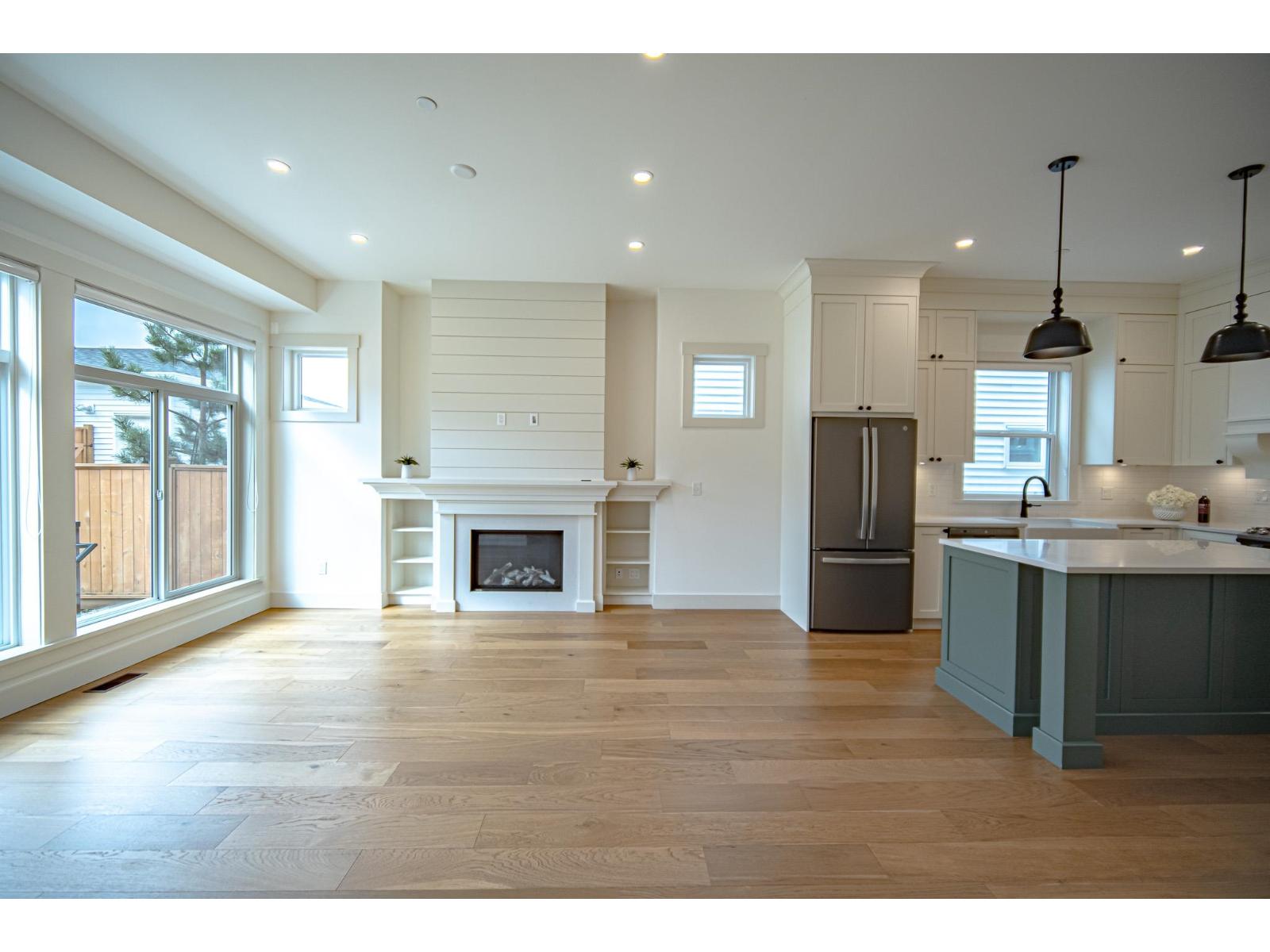 19802 75a Avenue, Langley, British Columbia  V2Y 5K3 - Photo 5 - R3061429