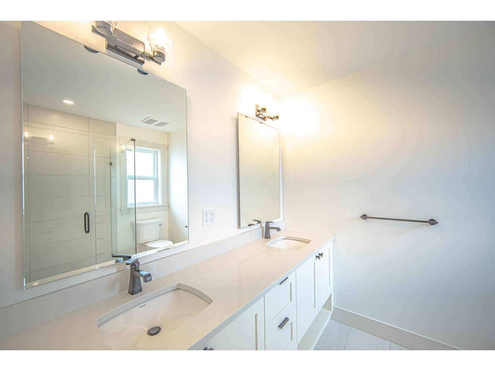 19802 75a Avenue, Langley, British Columbia  V2Y 5K3 - Photo 13 - R3061429