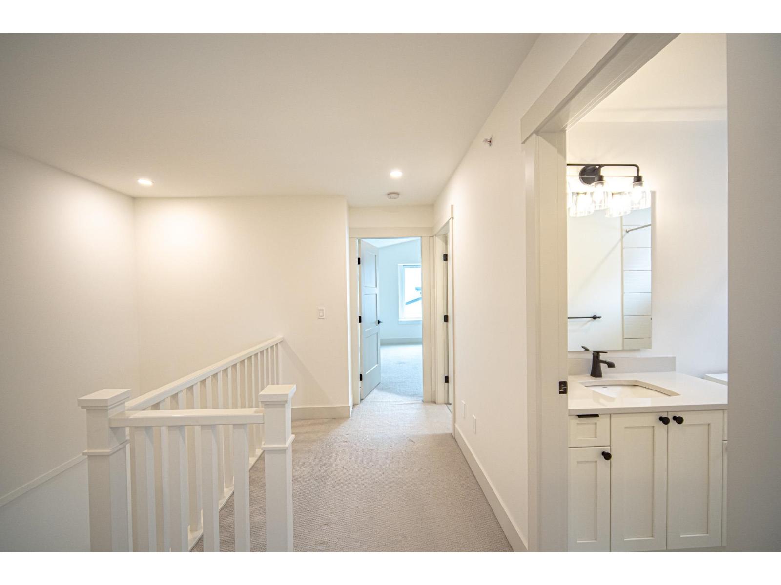 19802 75a Avenue, Langley, British Columbia  V2Y 5K3 - Photo 18 - R3061429