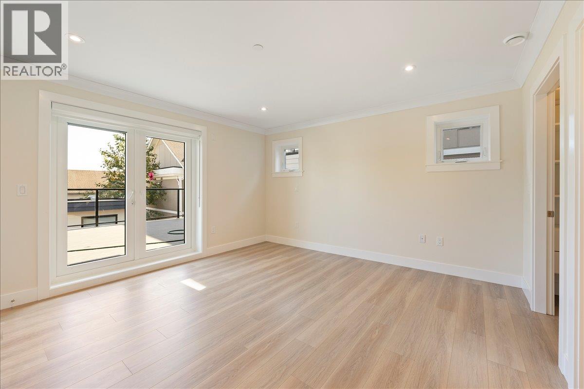 4854 Slocan Street, Vancouver, British Columbia  V5R 2A3 - Photo 19 - R3061325